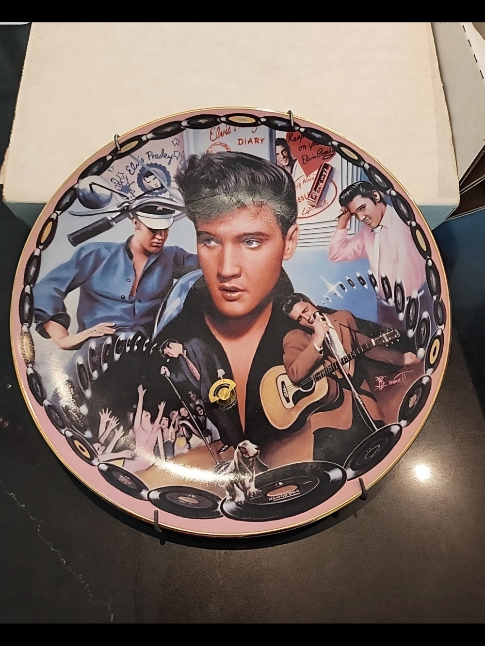 Vintage 1994 Elvis Presley Hound Dog Bop Musical Plate COA